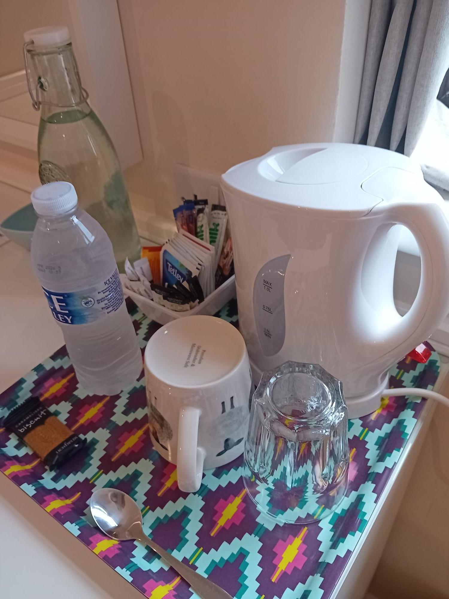 コヴェントリー Middle House Bed & Breakfast エクステリア 写真