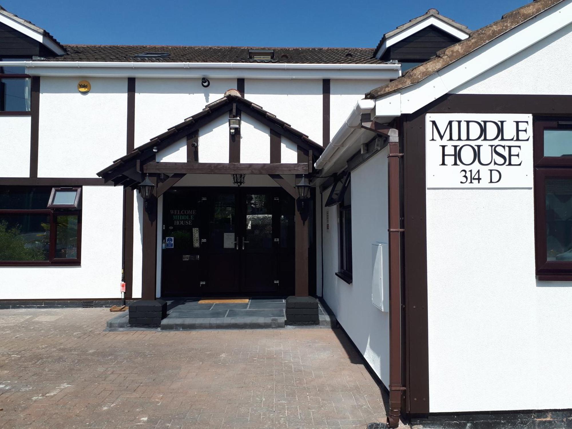 コヴェントリー Middle House Bed & Breakfast エクステリア 写真
